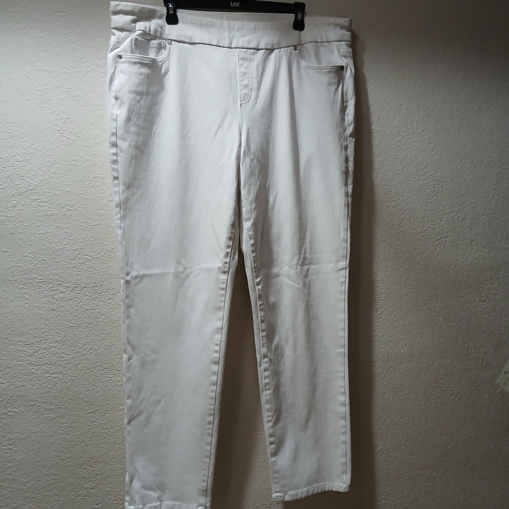 Coldwater Creek Women's White Straight Leg Jeans